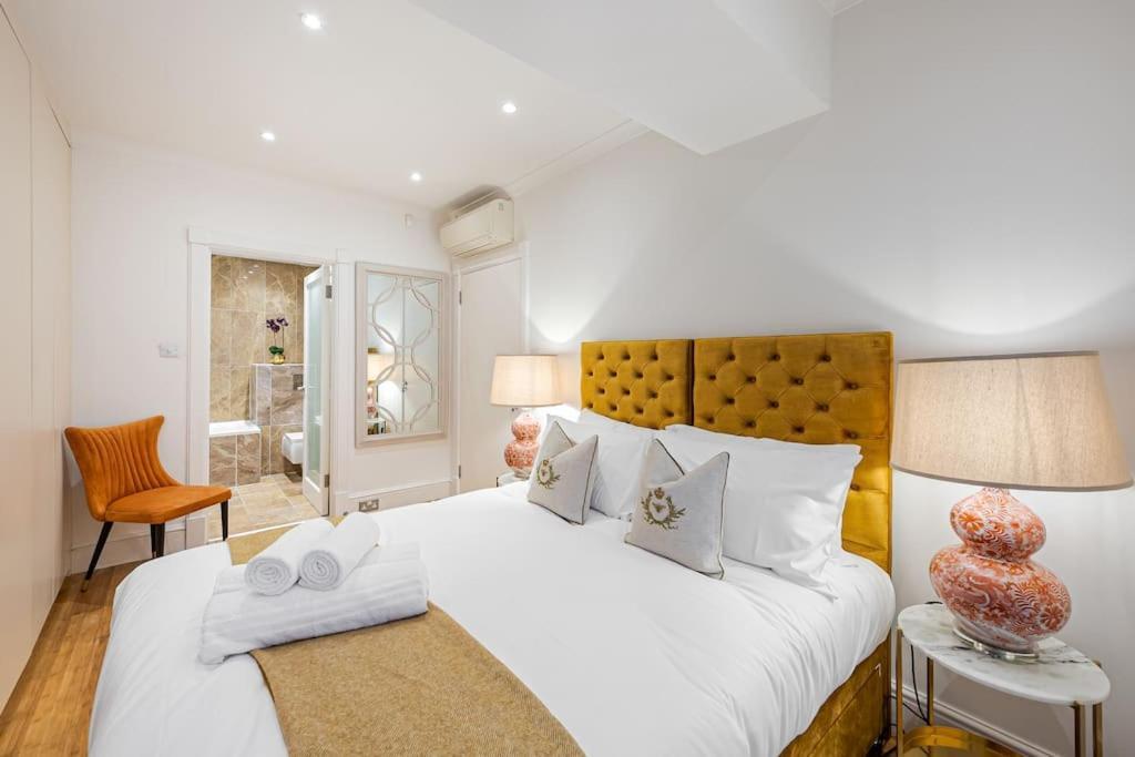 Chic Belgravia Hideaway With Private Patio 10 Mins To Harrods London Ngoại thất bức ảnh