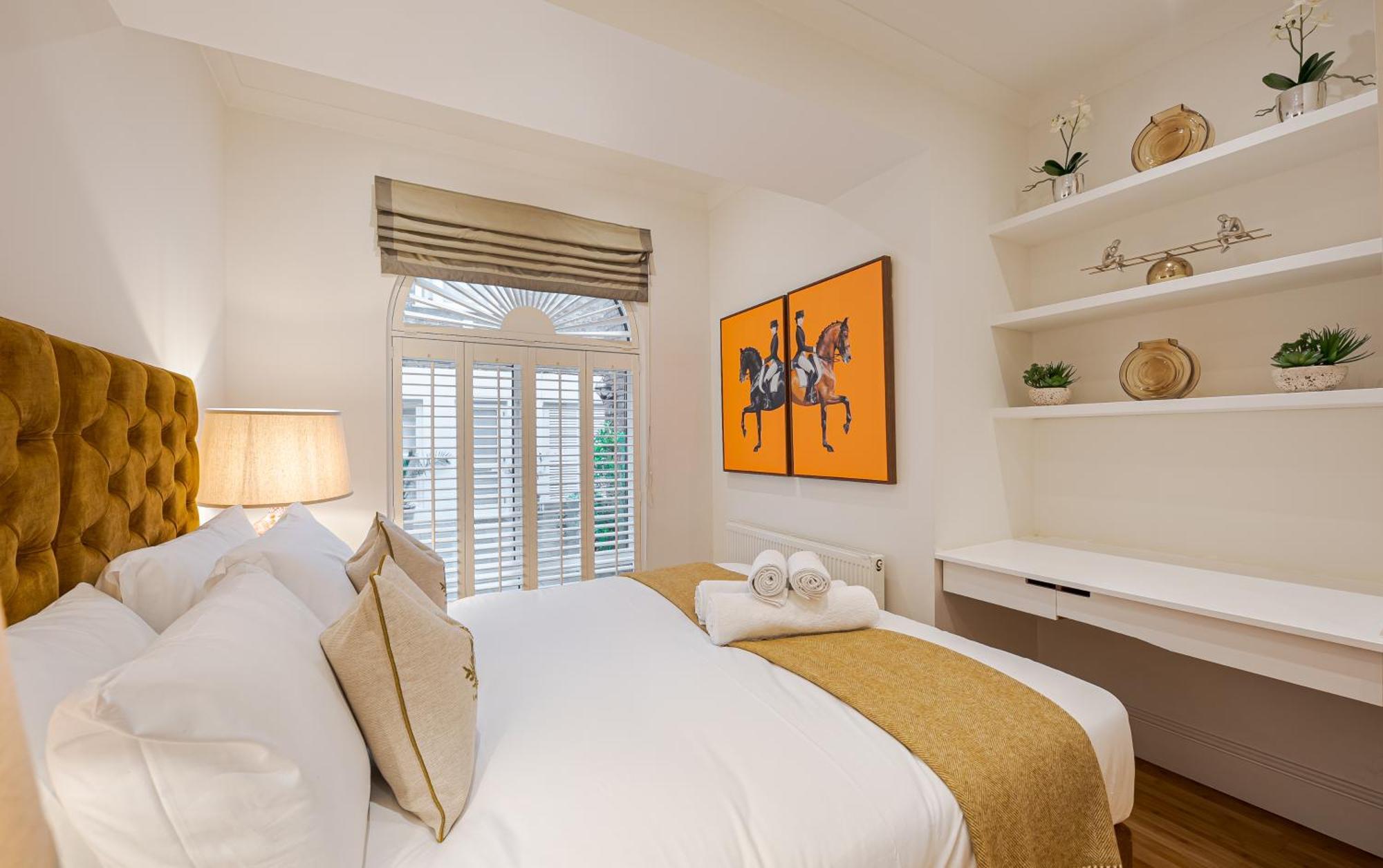Chic Belgravia Hideaway With Private Patio 10 Mins To Harrods London Ngoại thất bức ảnh