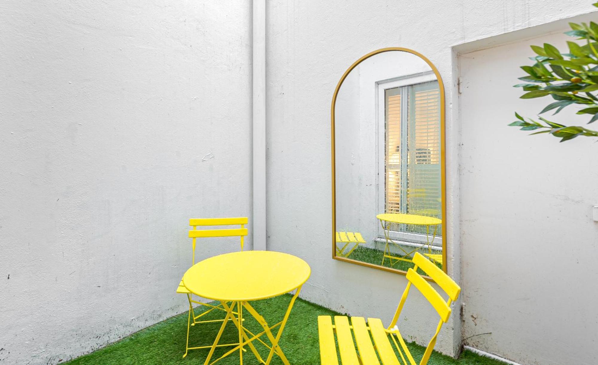 Chic Belgravia Hideaway With Private Patio 10 Mins To Harrods London Ngoại thất bức ảnh